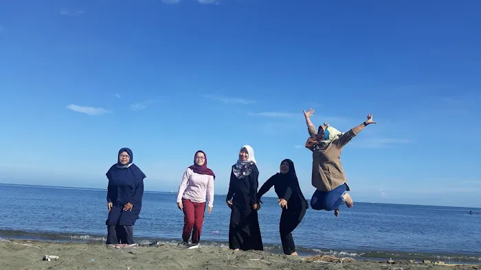 Pantai laguna 8