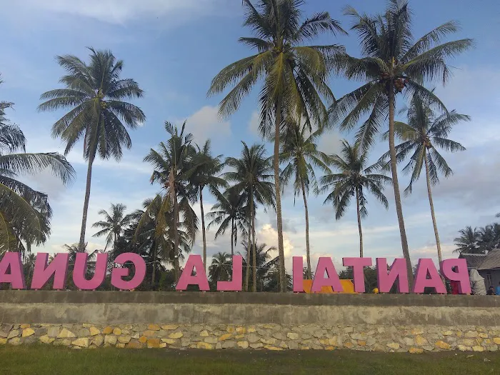 Pantai laguna 7
