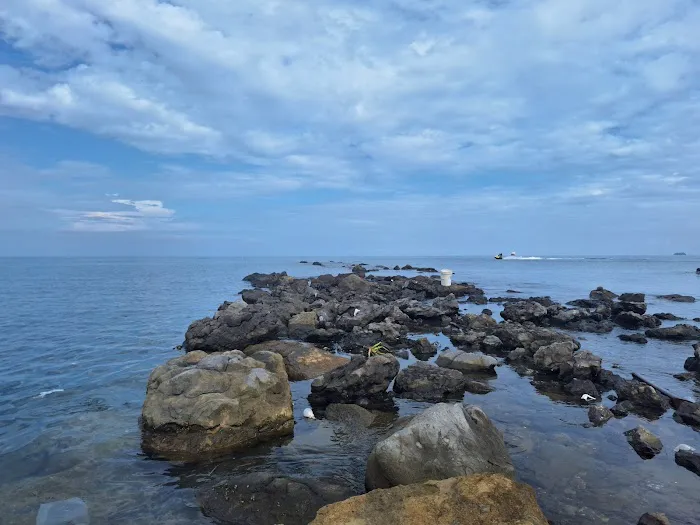 Pantai Indah Bosowa 8