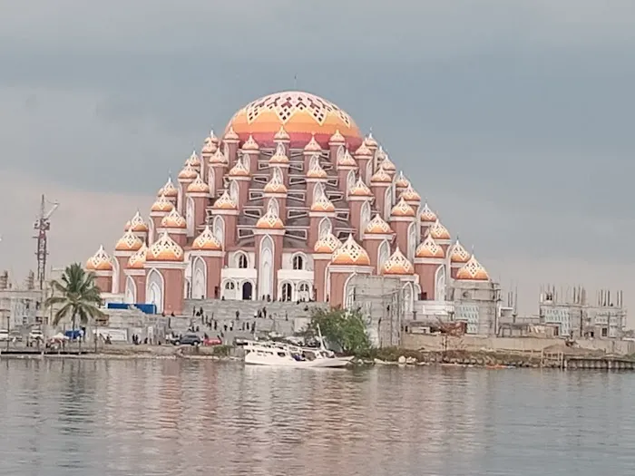 Pantai Losari 1