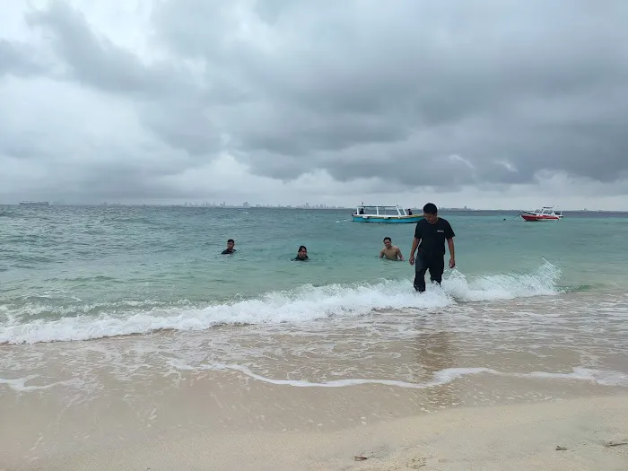 Spot Samalona Beach 3