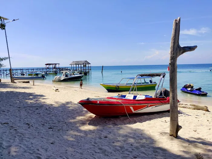 Spot Samalona Beach 0