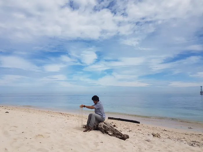 Spot Samalona Beach 5