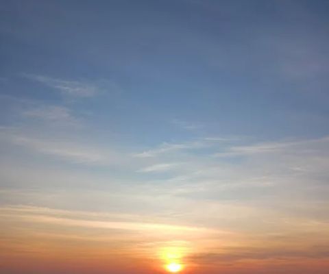 Pantai Tanjung Layar Putih