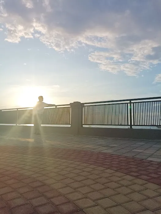 Sunset Quay Best View 3