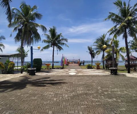 Pantai Akkarena