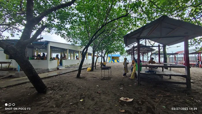 D'KAMBER BEACH GALESONG UTARA VILLA DAN RUMAH MAKAN 2