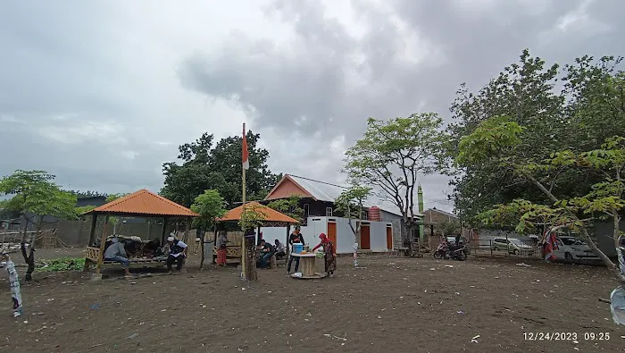 Pantai Surya Galesong 5