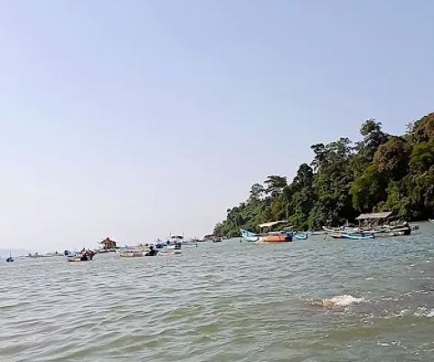 Dermaga Klatak