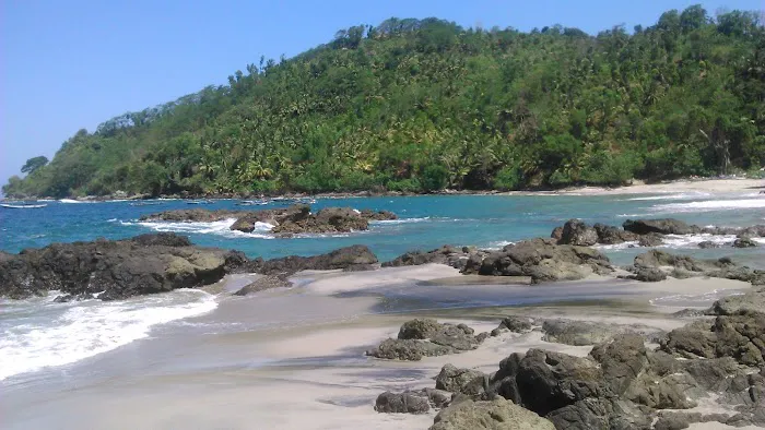 Pantai Ngampiran 3