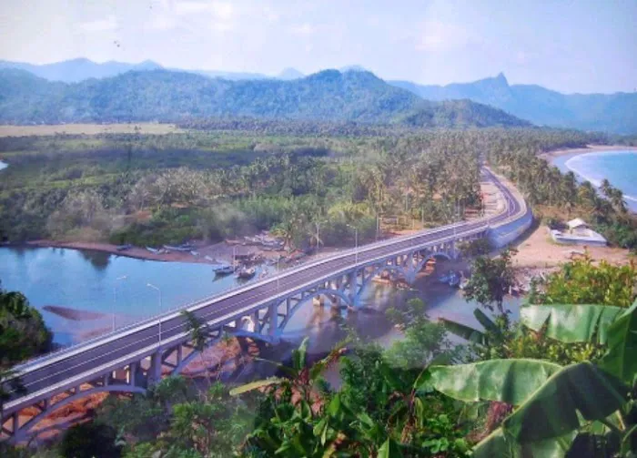 Jembatan Cengkrong 2