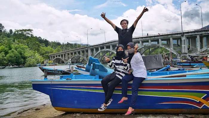 Jembatan Cengkrong 7