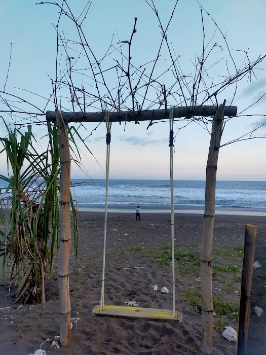 Pantai Papuma 2