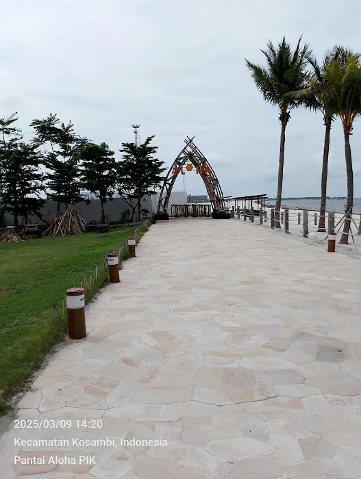 Pantai Aloha 2