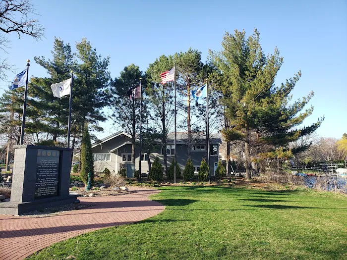 Veterans Memorial 8