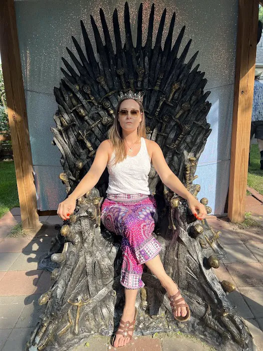 Iron Throne 0