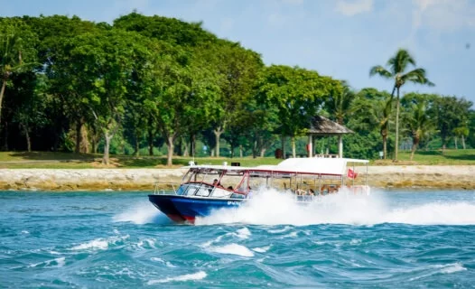 Discovering Bali’s Best-Kept Coastal Secrets by Boat: A Must-Do Experience