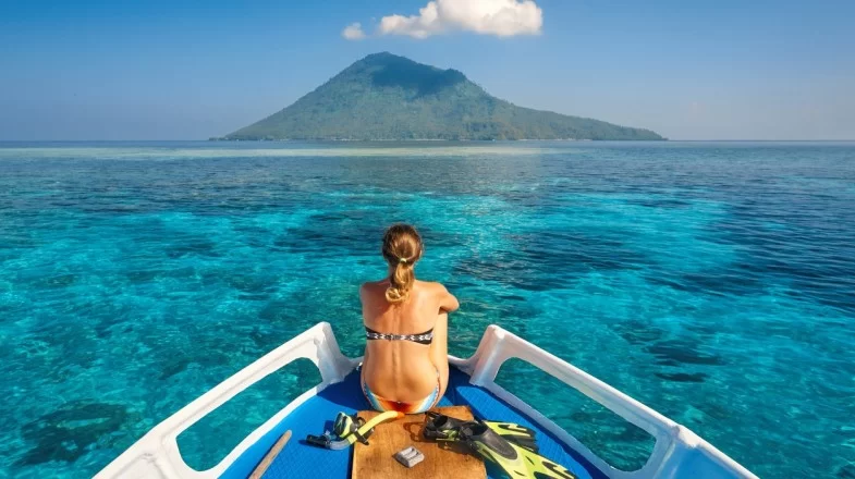 Exploring Java's Islands with a Boat Cruise: A Journey Through Indonesia's Hidden Gems