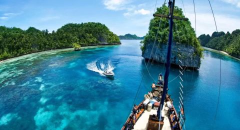 Unforgettable Java Boat Cruises: Exploring Scenic Waterways