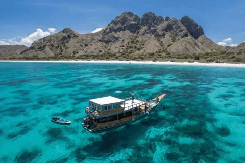 Unforgettable Boat Tours for Solo Travelers in Indonesia
