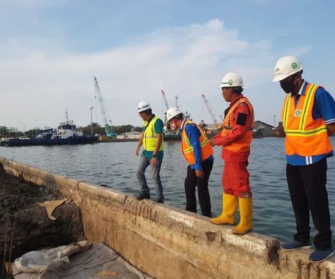 Dermaga Pelabuhan Cirebon