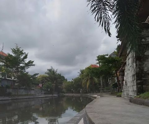 Taman sungai pasar badung