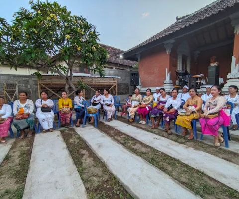 Pura Munduk Desa Lokapaksa