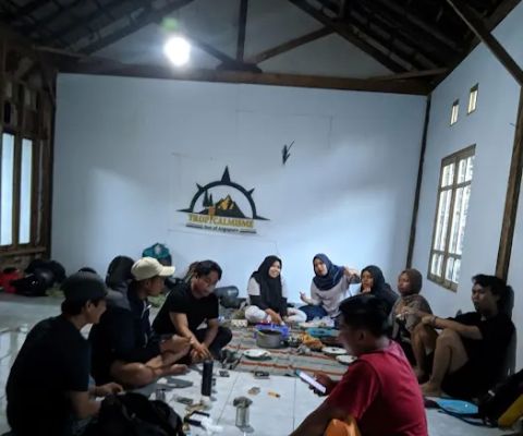 Basecamp Tropicalmisme(SOA)
