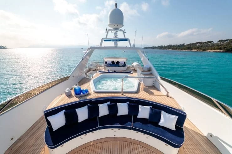 Experience Luxury Yachting with High Speed Internet in Indonesia