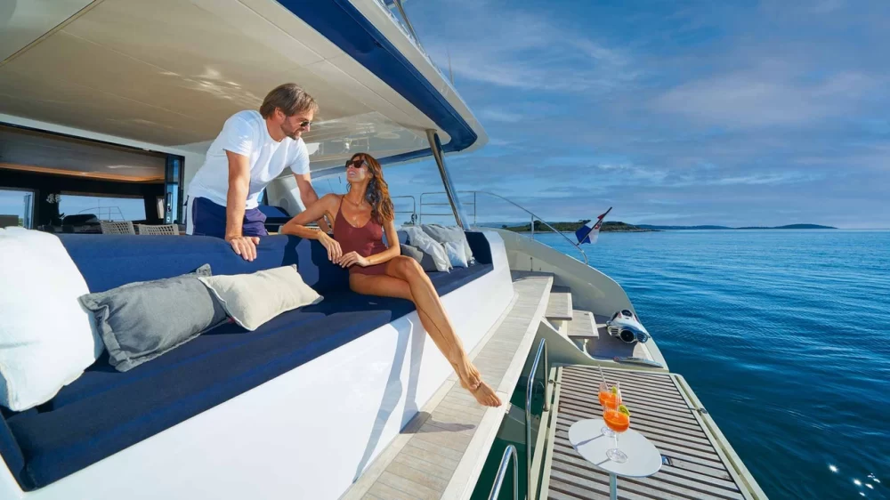 Unforgettable Private Yacht Charter Experiences with Beach Picnics and Luxury Amenities