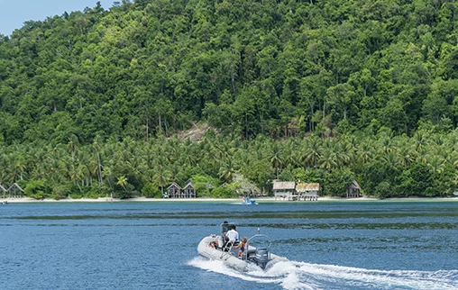 Luxury Yacht Seram Sea Charter: Exclusive Cruises in Indonesia’s Hidden Gem