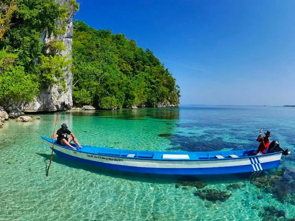 Experience Ultimate Luxury with a Yacht Charter in the Banda Sea