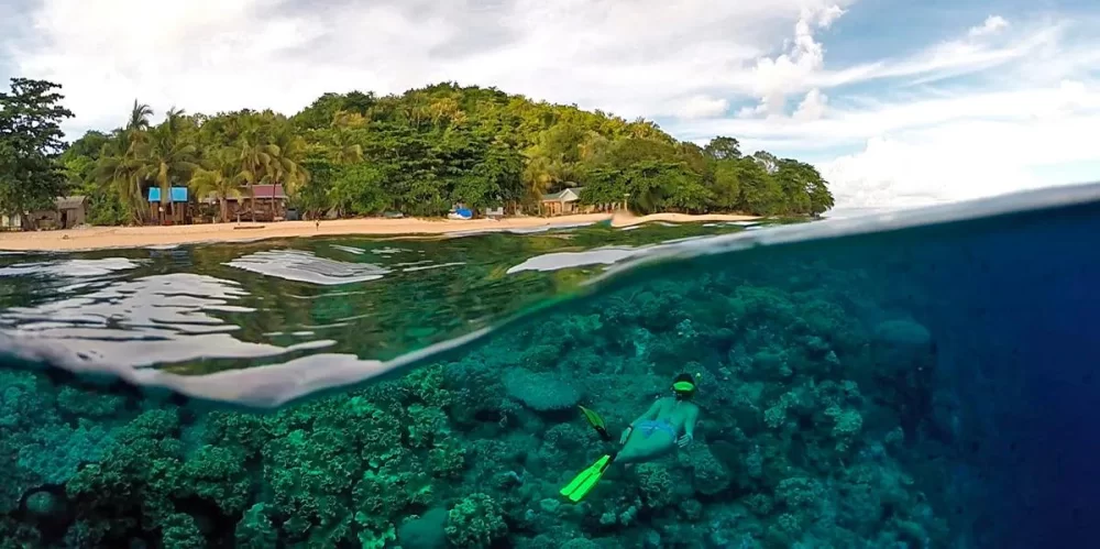 Luxury Yacht Banda Sea Liveaboard: Explore Indonesia’s Underwater Paradise