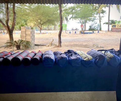 PERSEWAAN TENDA PANTAI BATUBENGKUNG
