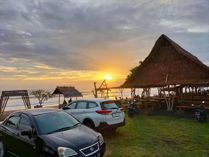Pantai Rambut Siwi 9
