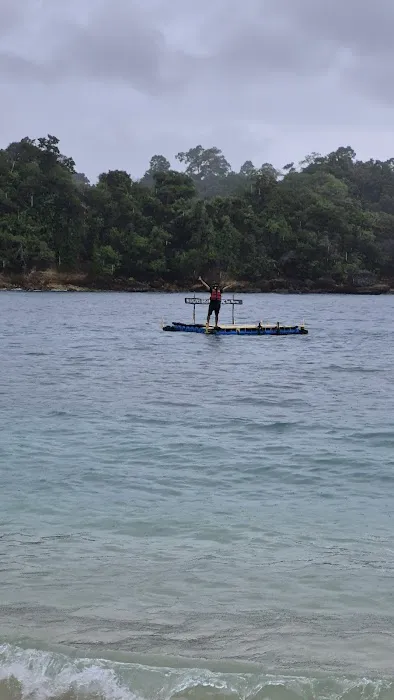 Pantai tiga warna 5