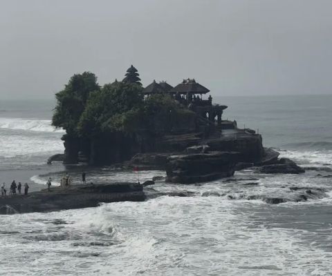 Pantai amed tabanan