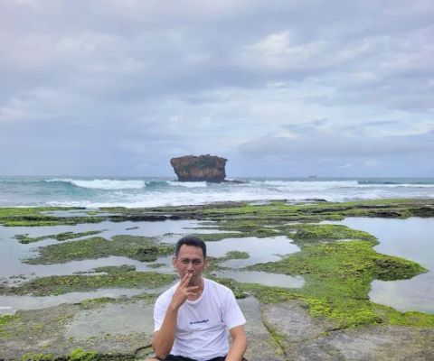 Pantai centakan