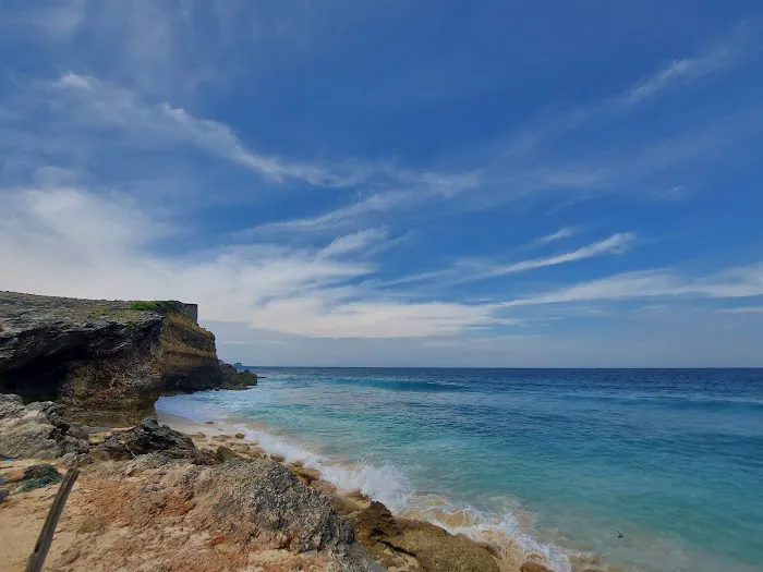 Pantai Lemerang 8