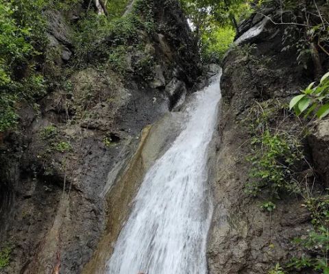 Air Terjun Poronan