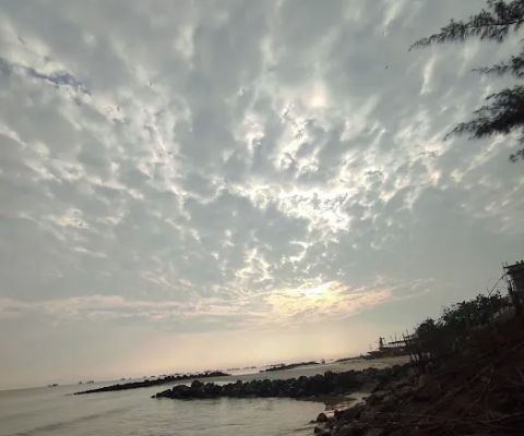 Pantai Cemara Indah Tanjungan