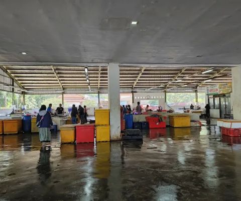 Pelabuhan Sendang Biru