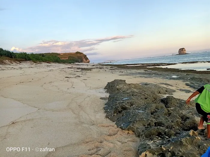 PANTAI CILINAYE MASAYU 1