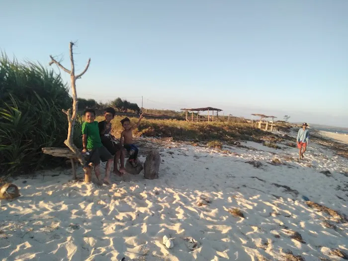 PANTAI CILINAYE MASAYU 8