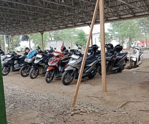 Warung Mbah Uti / Pantai Cahaya Cinta