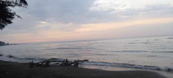 Pantai Ryana 2