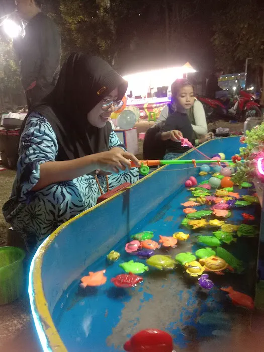 Alun alun besuki 0