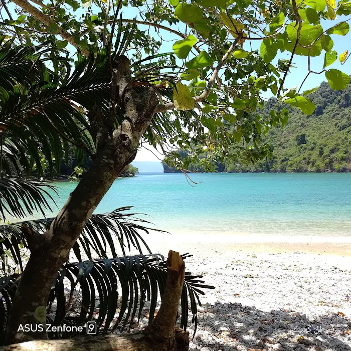 Pantai Jeruk pasir putih 4