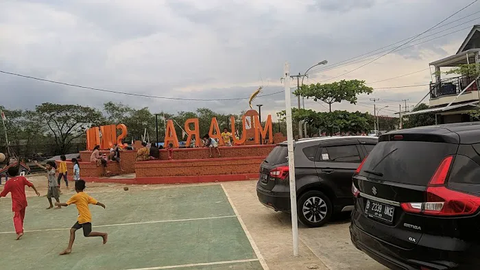 Lapangan Pesisir Kota Cirebon 8