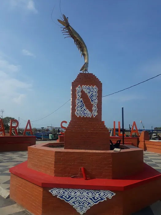 Lapangan Pesisir Kota Cirebon 2
